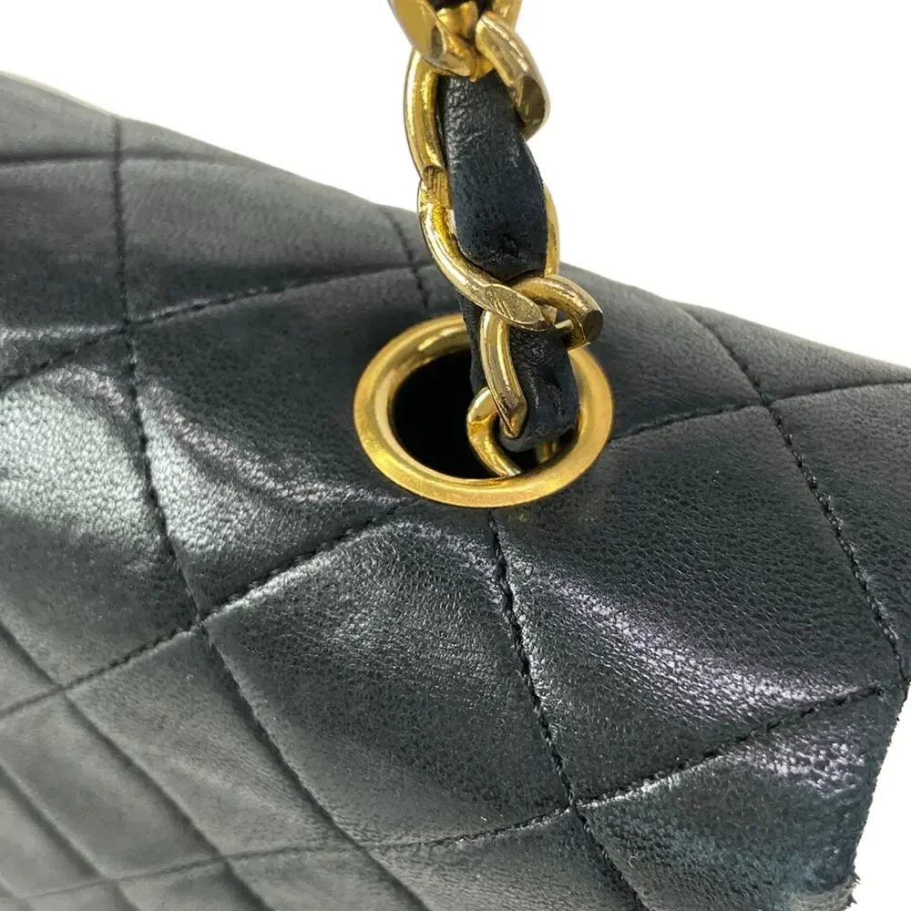 CHANEL single flap